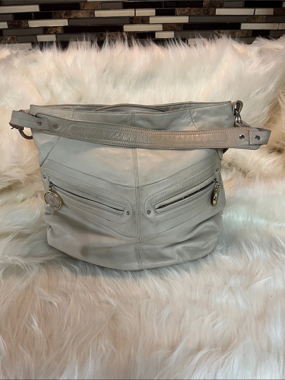 Tignanello Light Gray Leather Shoulder Bag with Double Zips